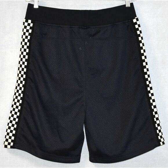 B0 NWT UNDEFEATED Navy W/Check Side Panel Finish Line Basketball Shorts Sz L $90 - Picture 2 of 5